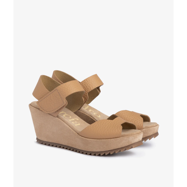 FAMA – Sandalias