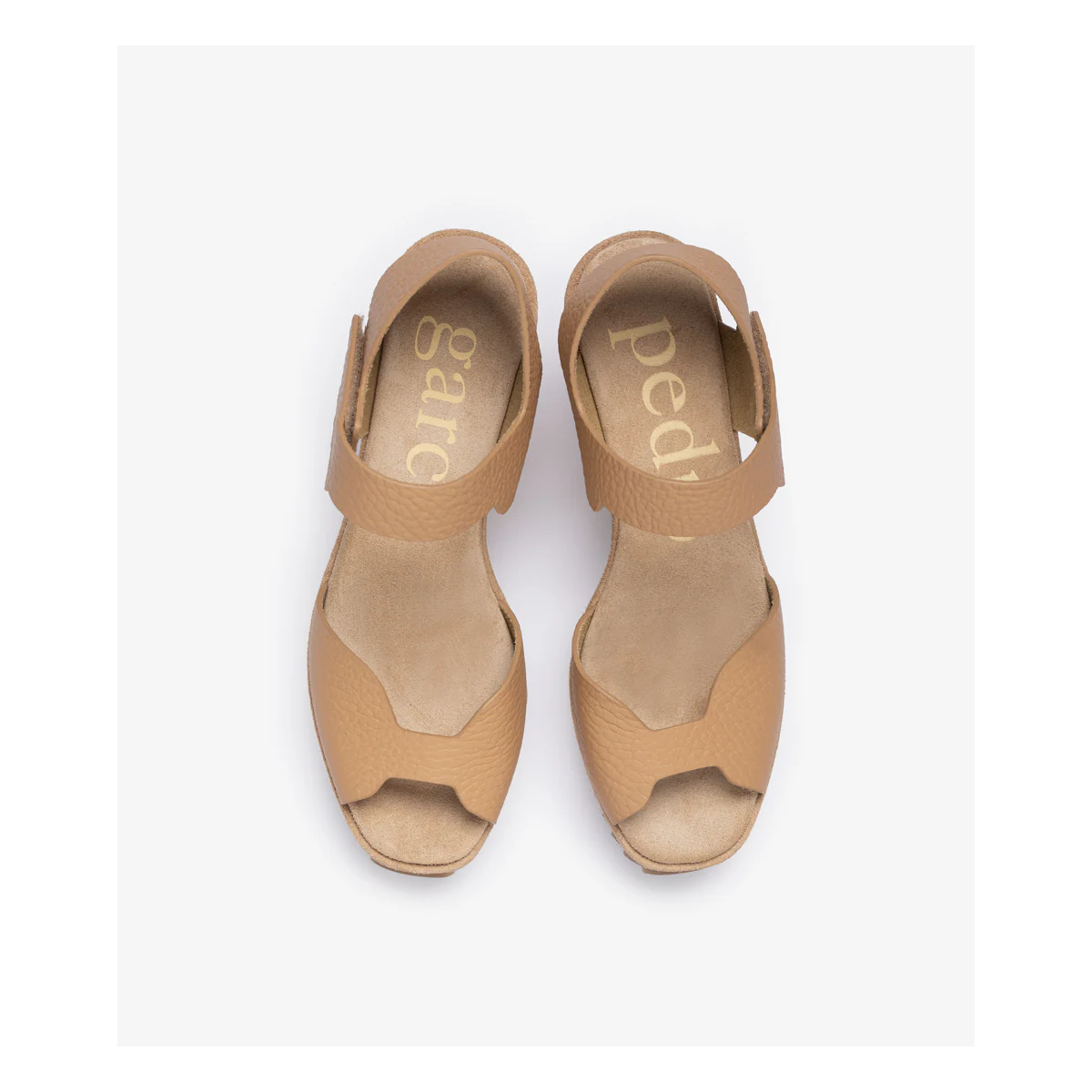 FAMA – Sandalias