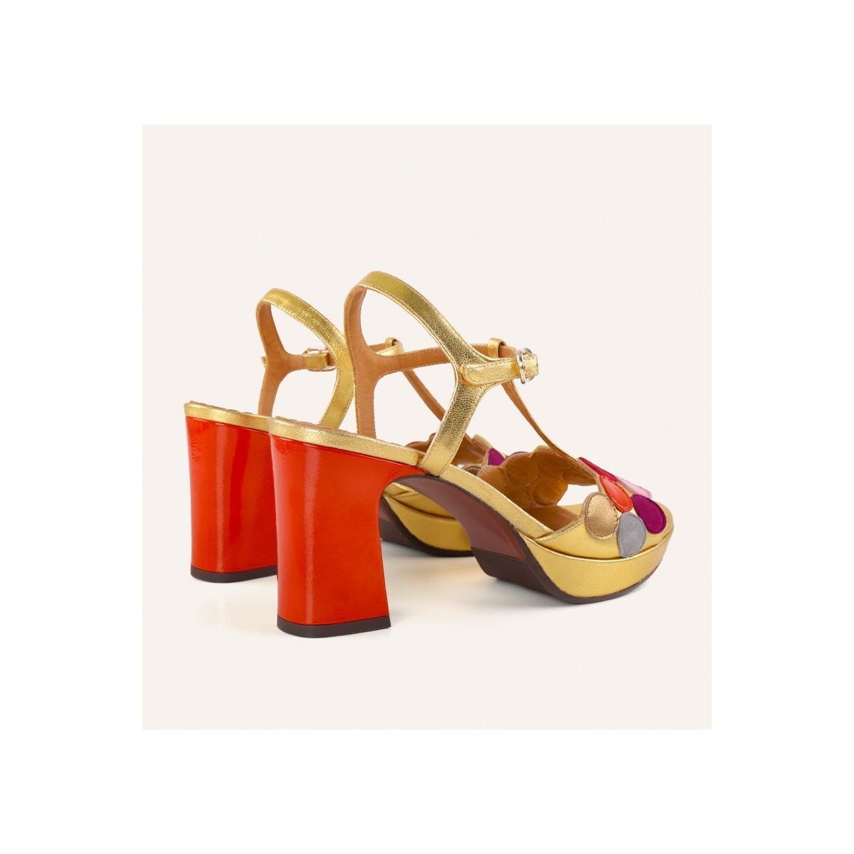 KICUSE – Sandalias