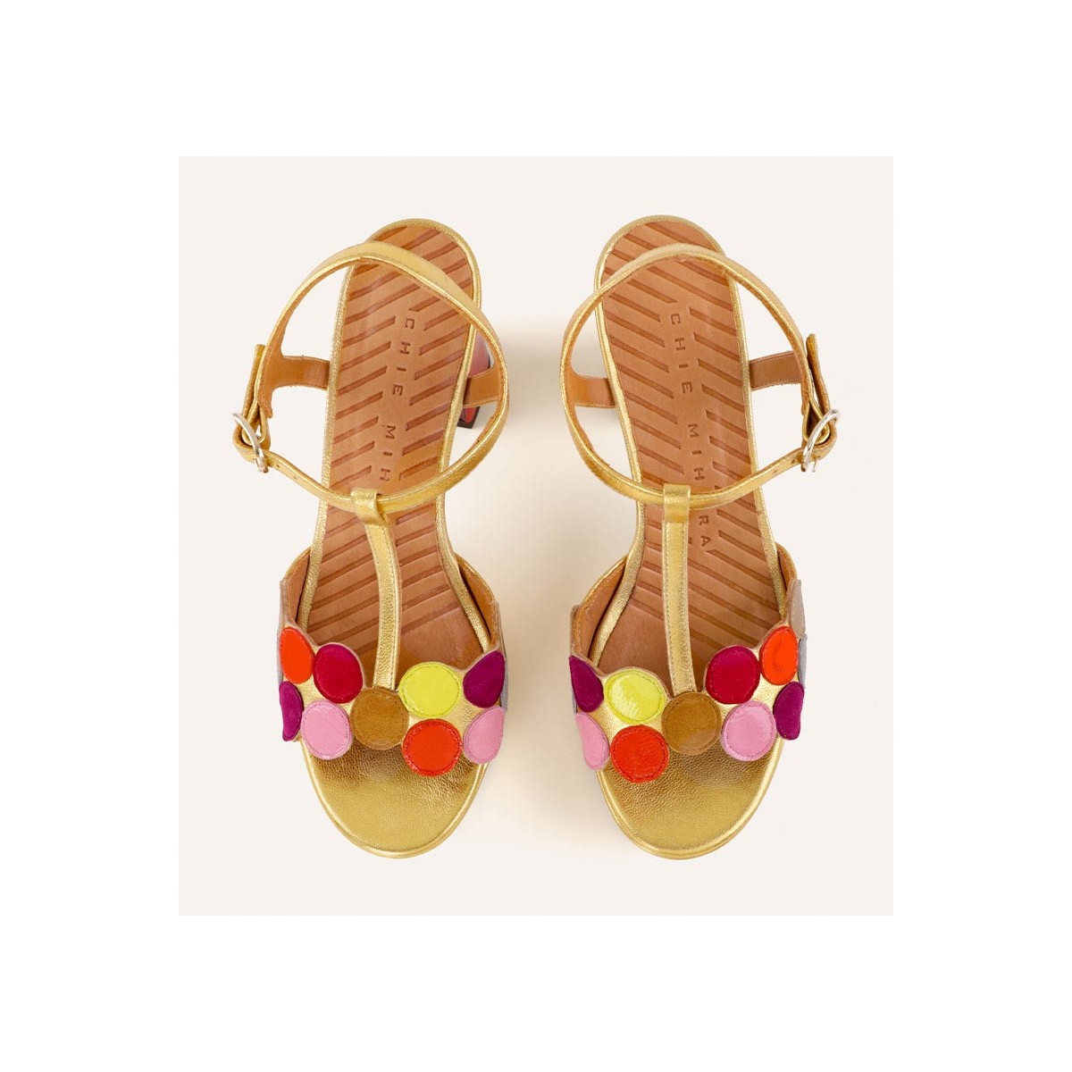 KICUSE – Sandalias